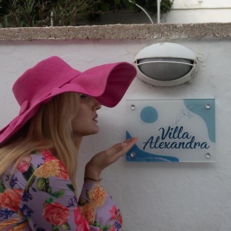 Villa Alexandra Exámbela 外观 照片